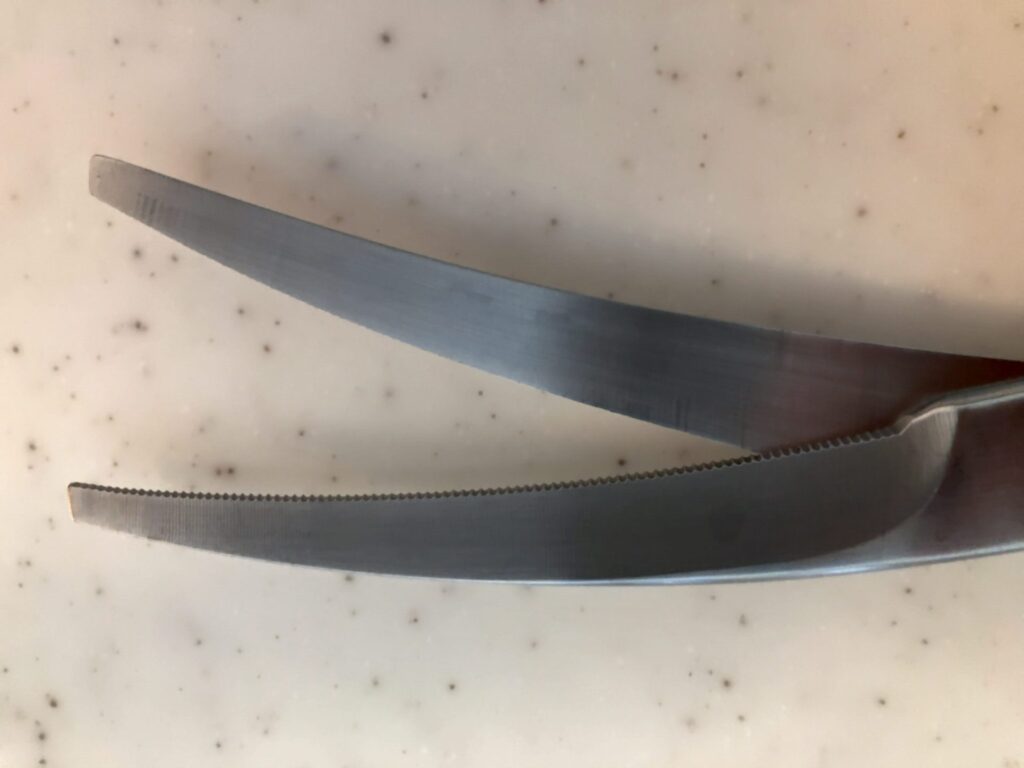 キッチンハサミの刃