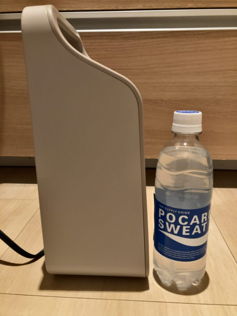 脱衣所ヒーター　ペットボトルと比較